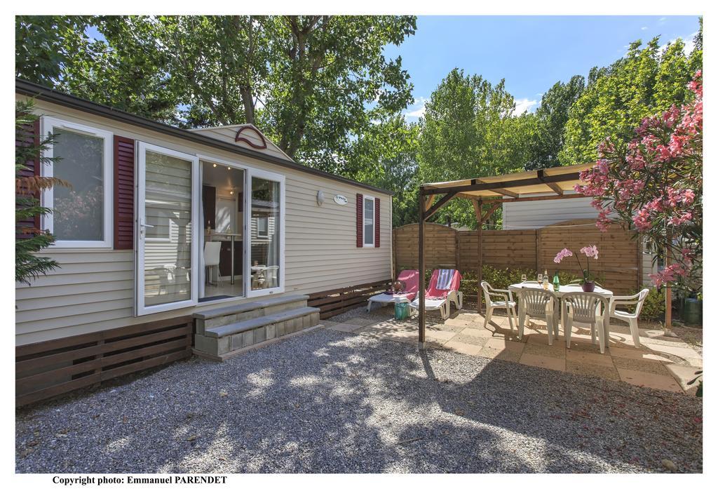 Vic'S Land Holidays Grimaud Exterior foto